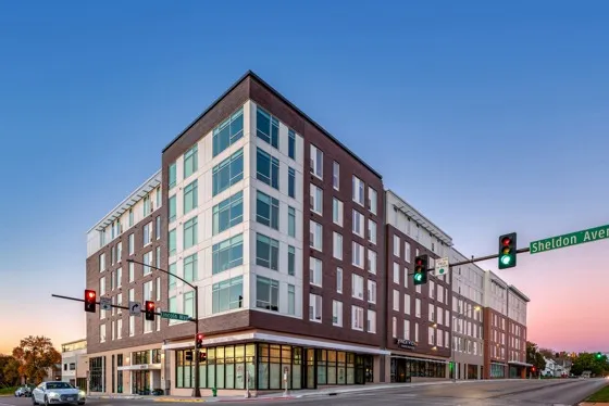 2700 Lincoln building