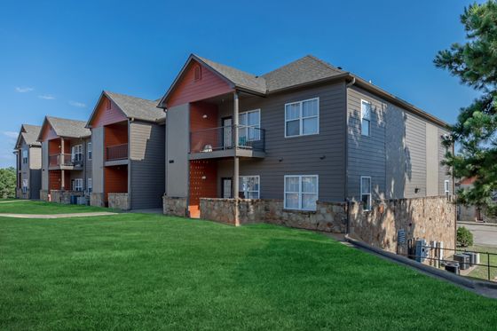 Arbor Pines Exterior