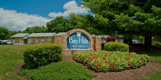 Bay Hills Apartments