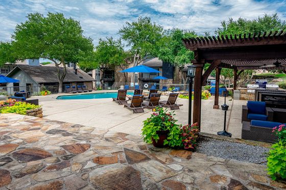 Rise Fossil Creek Pool