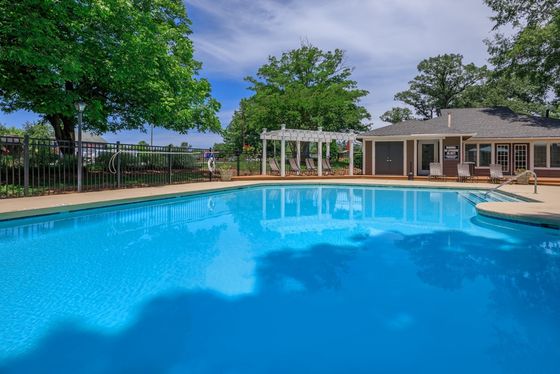 Rise Matthews Pointe Pool