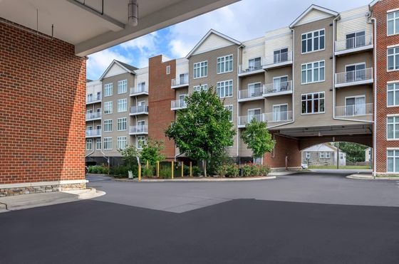C Street Flats Apartments Entrance and Building Exterior