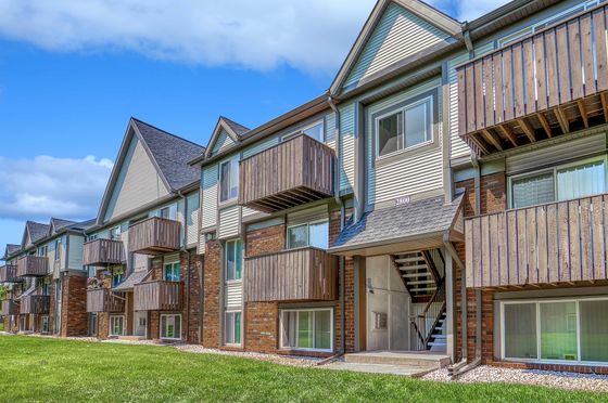 Creekwood Apartments | Apartments in Green Bay, WI
