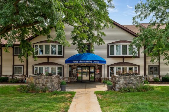 Valley View Apartments | Apartments in Madison, WI