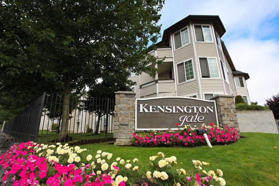Beautiful Kensington Gate Apartments in Tacoma, WA