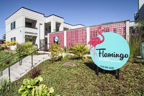 Flamingo Apartments