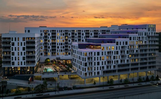 Exterior sunset view of AMLI Atlantic Station