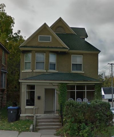 325 E Cherry Street