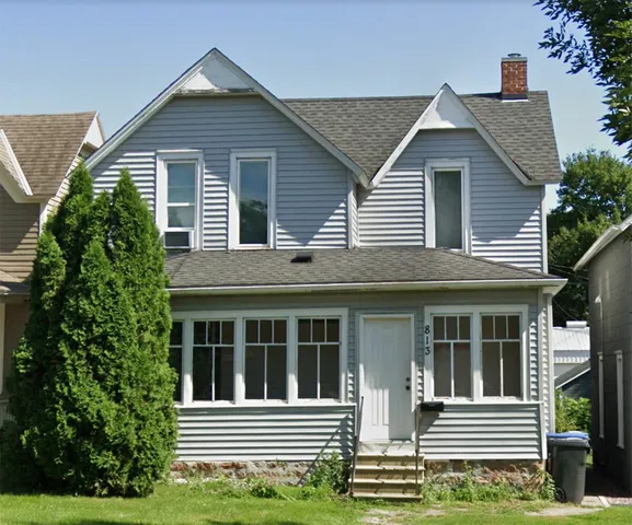 813 N 2nd Street