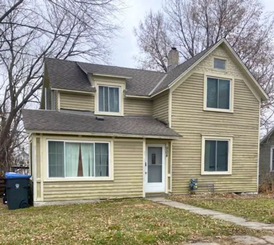 904 N 5th Street