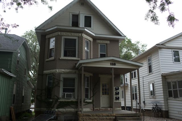 118 S 4th Street