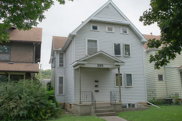225 S Broad Street #3