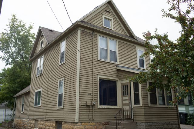 318 E Washington Street