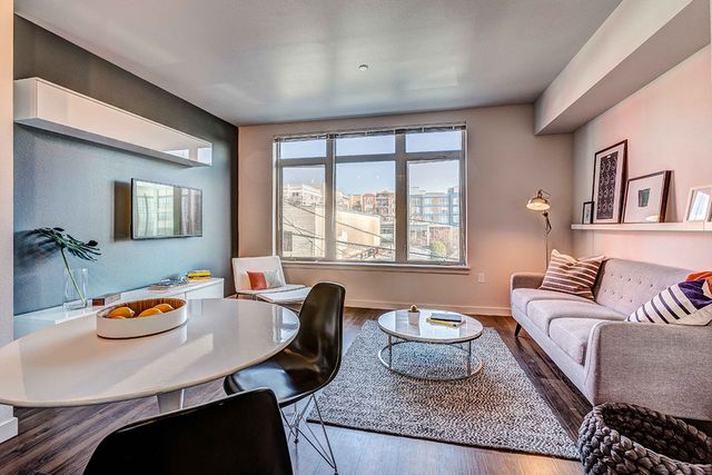 Open 1x1 Living Room
