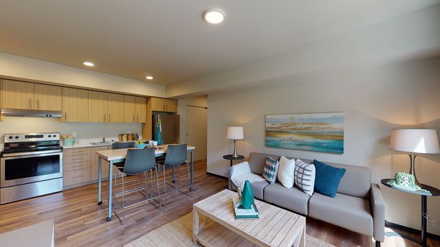 7000-Campus-Living-Unit-7101-08222020_090957