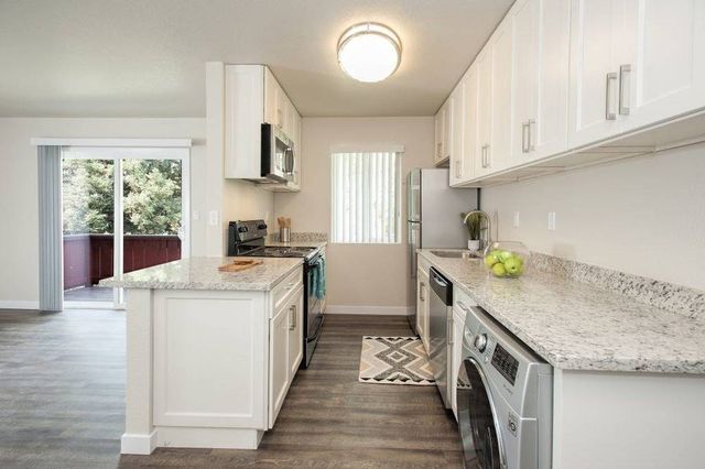 Diablo View 1 Bedroom Premium Deluxe floorplan (large)