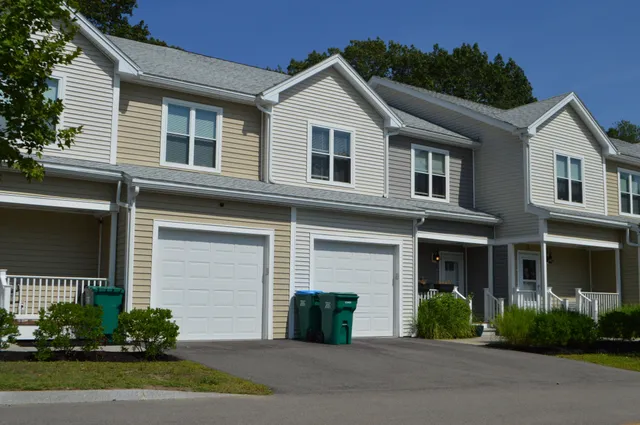 4 bedroom homes at Natick Soldier Systems Center