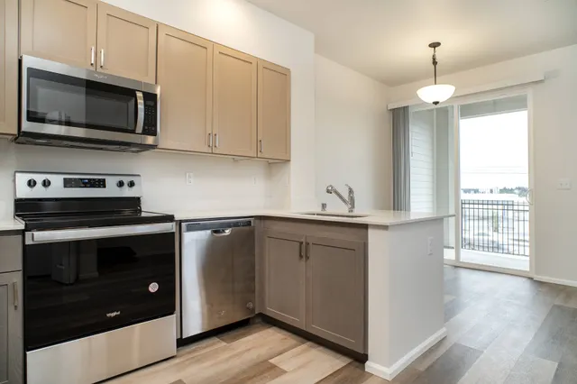 1 Bedroom - 591sqft