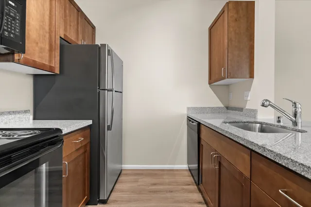 2 Bedroom 2 Bath Economy 921-956 Sq Ft