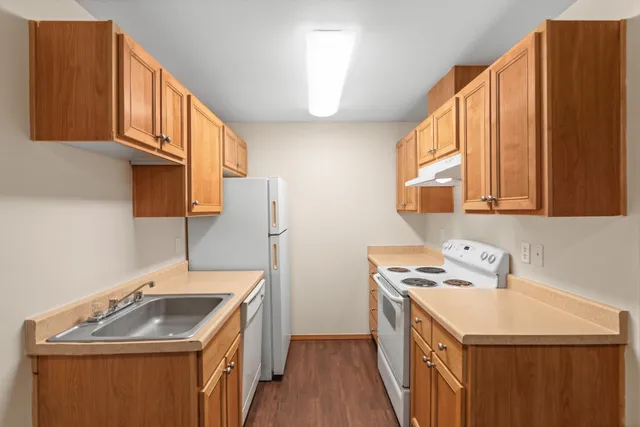 1 Bedroom w/Garage 520 Sq Ft