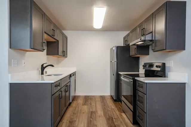 1 Bed 1 Bath W/ Patio - 740 Sq Ft