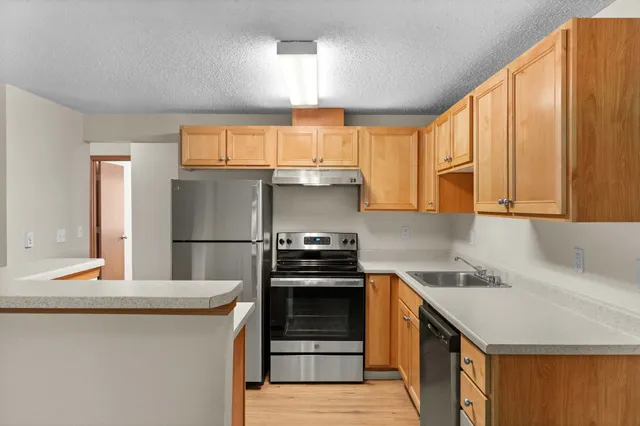 2 Bed 1 Bath Standard - 804 Sq Ft