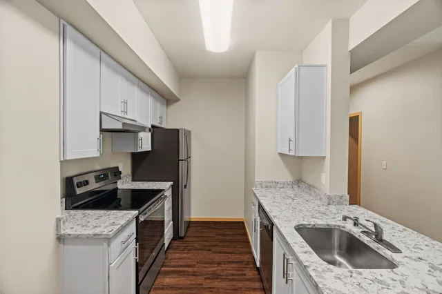 1 Bed 1 Bath Standard - 851 Sq Ft