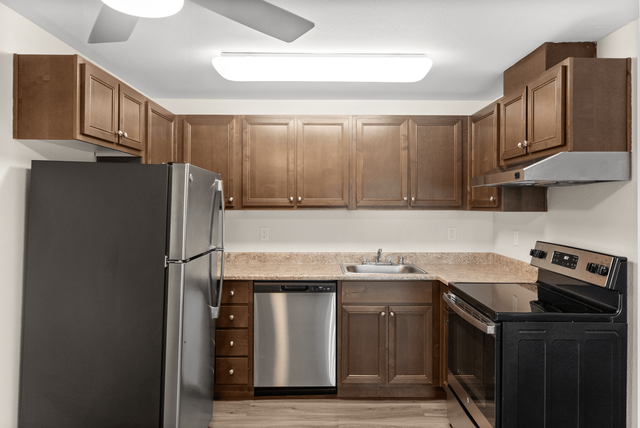 1 Bed 1 Bath Standard - 680 Sq Ft