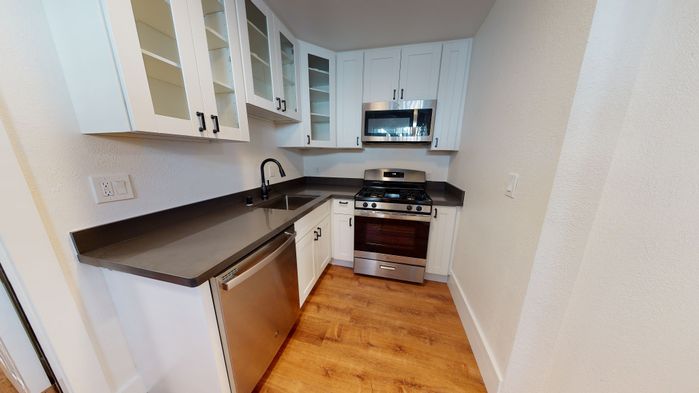 Fully Remodeled Shared Kitchen