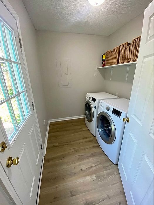 Laundry room - W/D hookups
