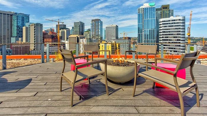 Pine Minor Rooftop Deck