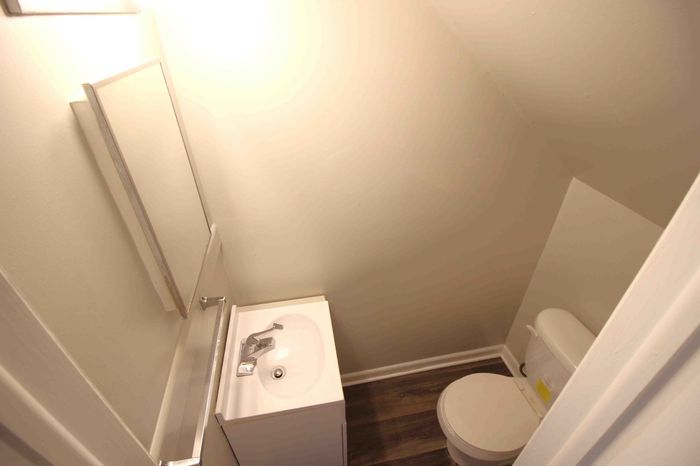 Rosedale Townhome Half Bath