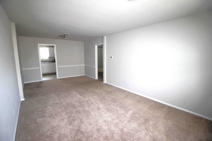 New Castle 2 BR