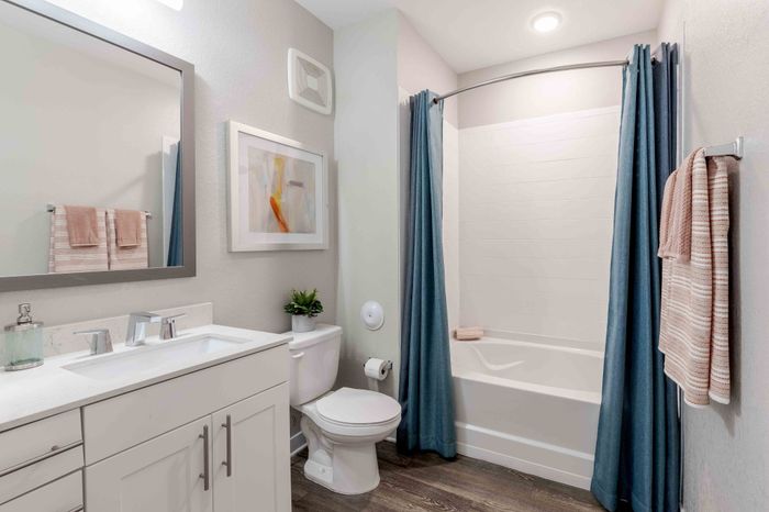 Modern Bathroom Finishes