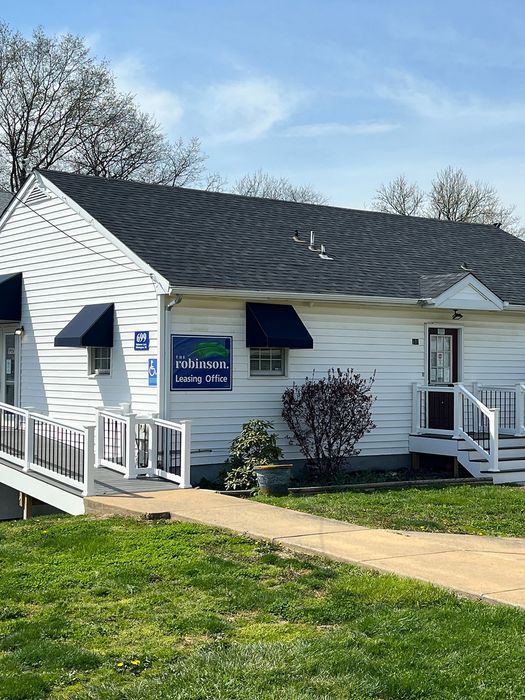 On-Site Leasing