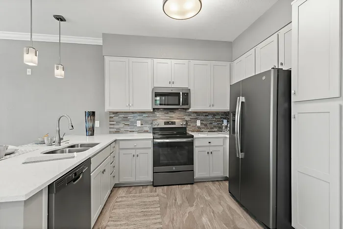 Upscale Palms Kitchen