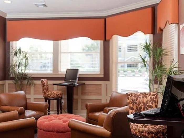 Business Center/Lounge