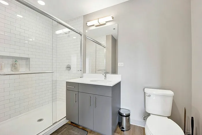 3B2B Furnished Unit