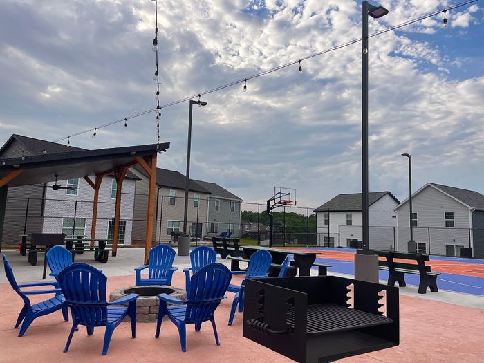 Fire Pit/Grill/Seating