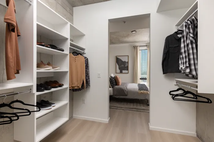 walk in closet