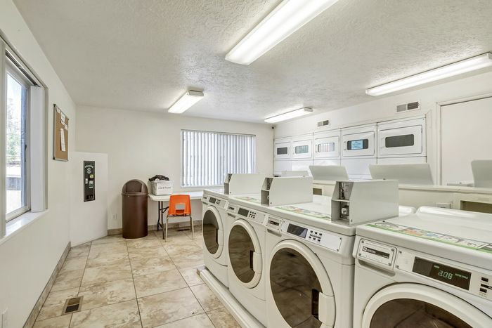 Bountiful Court Apartments