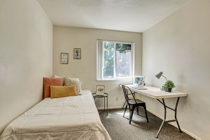 Bountiful Court Apartments