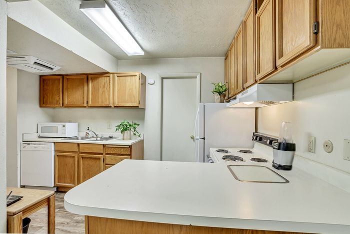 Bountiful Court Apartments