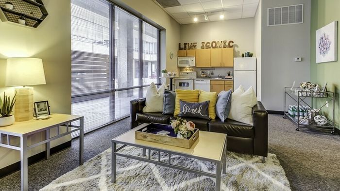 The Icon Apartments