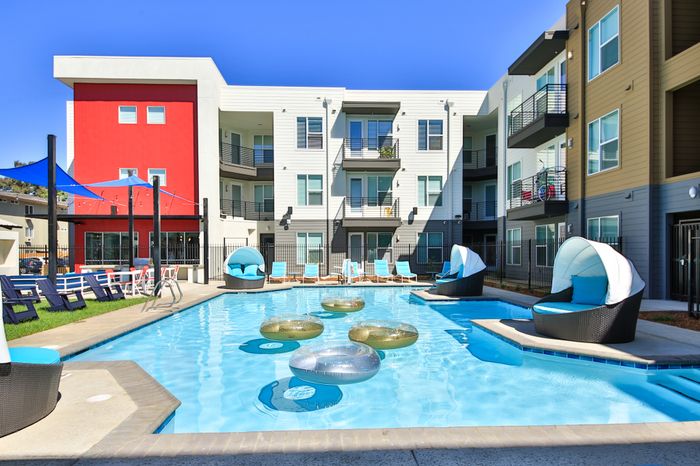 Outdoor - Pool 4