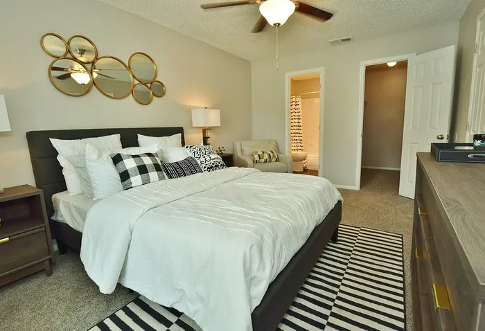Oakbrook apartment bedroom