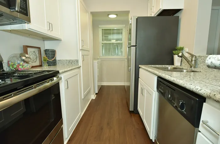 Oakbrook apartment kitchen