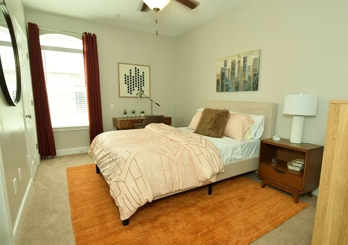 Oakbrook apartment bedroom