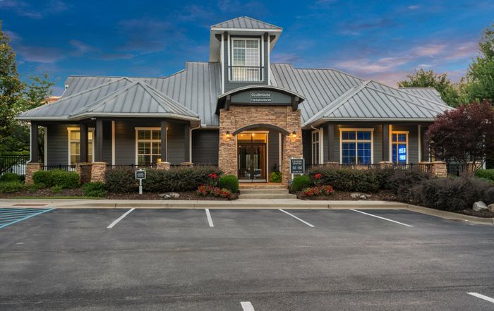 Huntsville Parc clubhouse