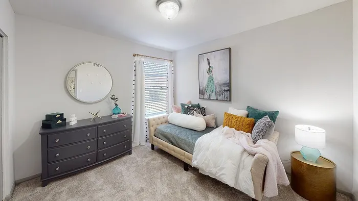 Model Guest Bedroom